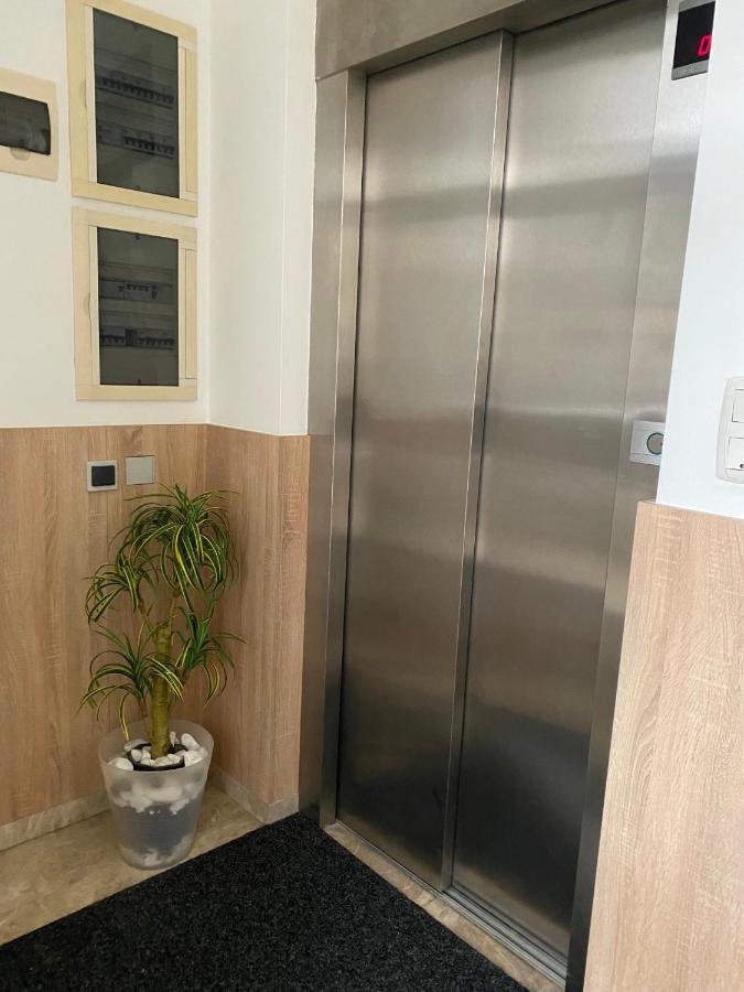 Apartamento Mar Do Grove Exterior foto
